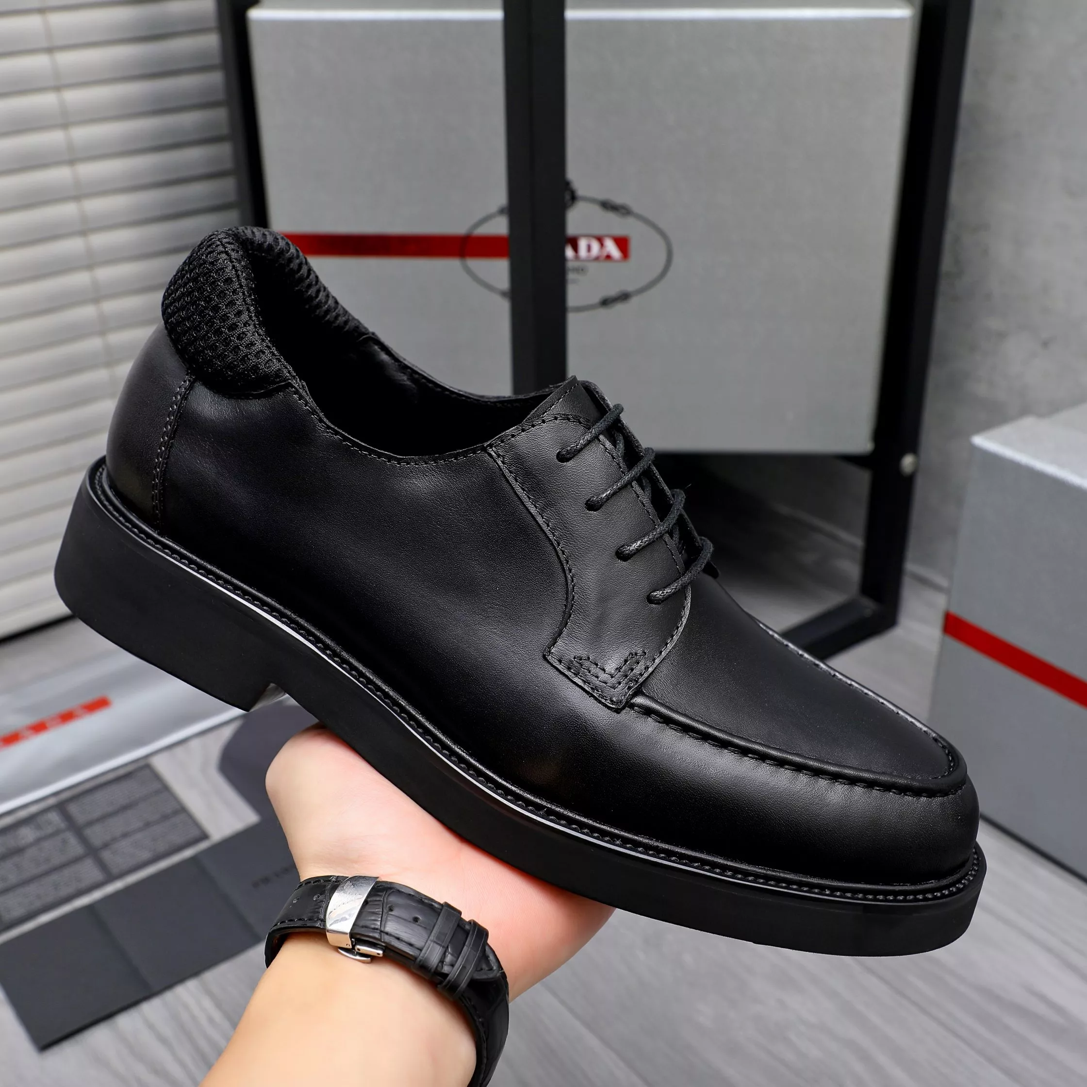 prada cuir chaussures pour homme s_12a1a7b4